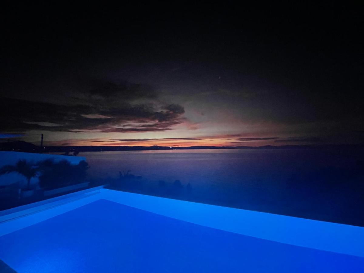 Epic Suites Bohol Adults Only Dauis Exterior foto