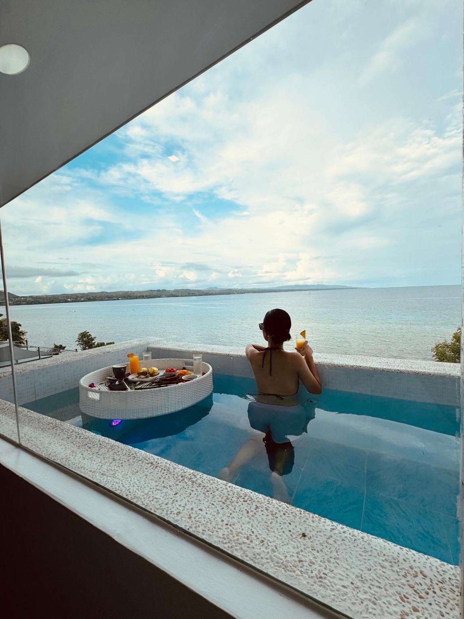 Epic Suites Bohol Adults Only Dauis Exterior foto