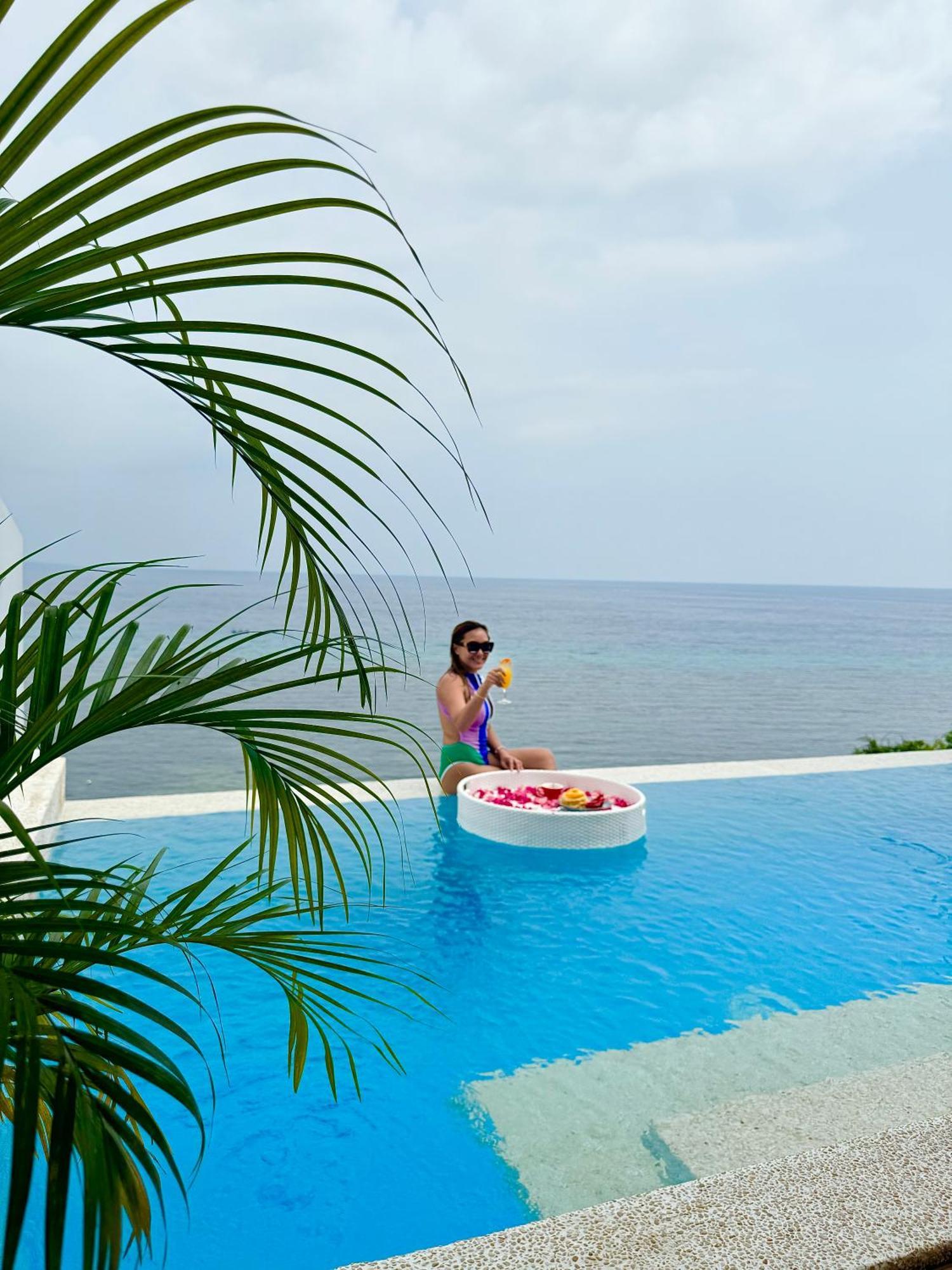 Epic Suites Bohol Adults Only Dauis Exterior foto
